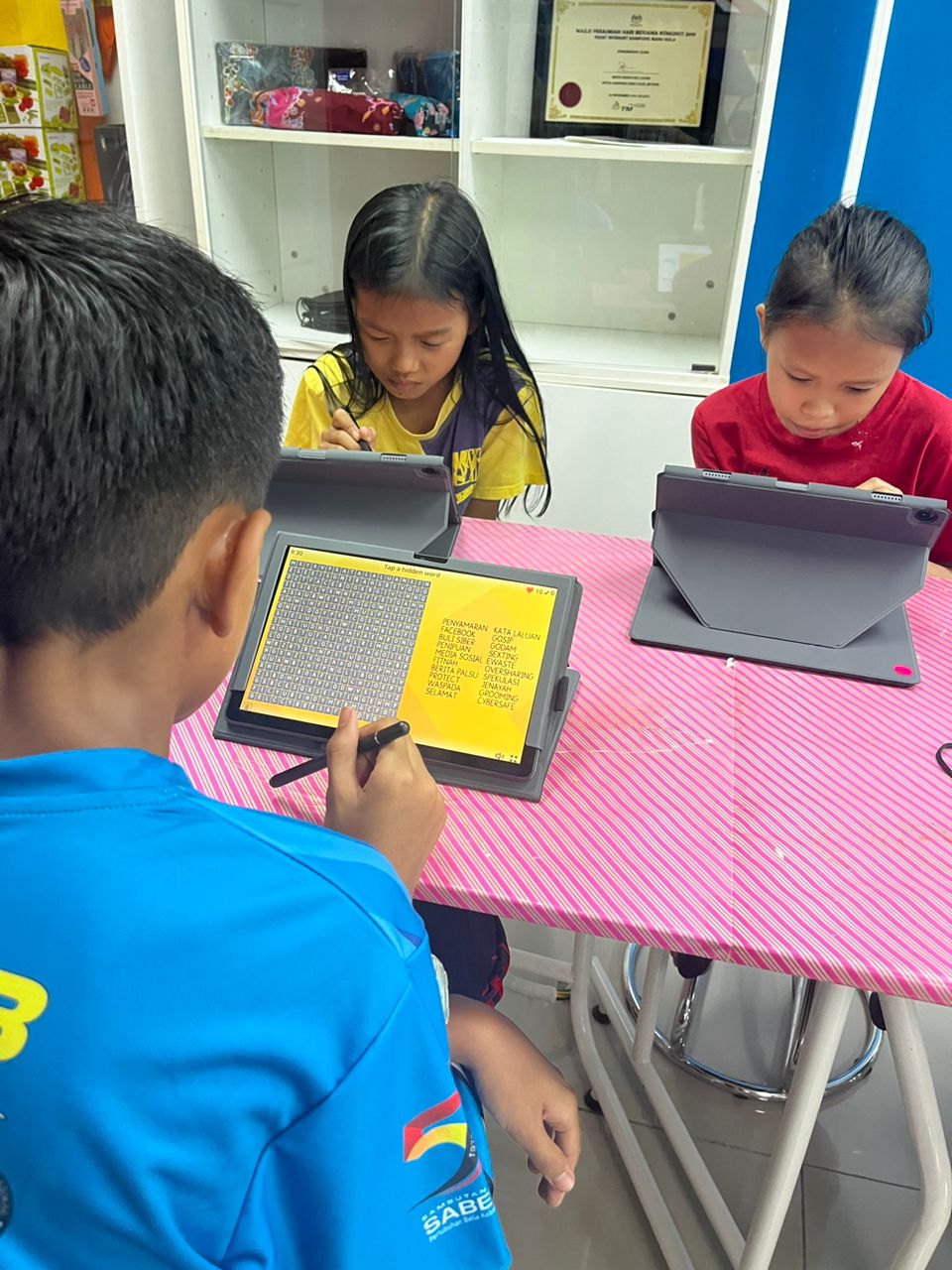 KDBWORD-SEARCH-8-SEPT