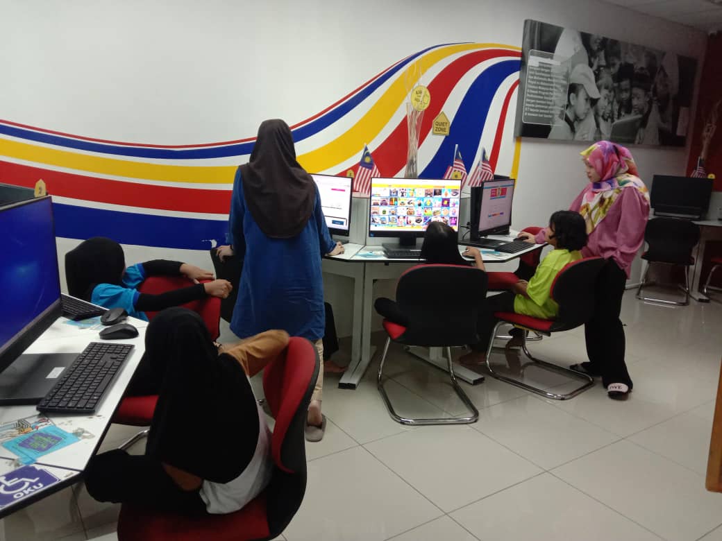 E-LEARNING-COLOURING-3---11-OKT