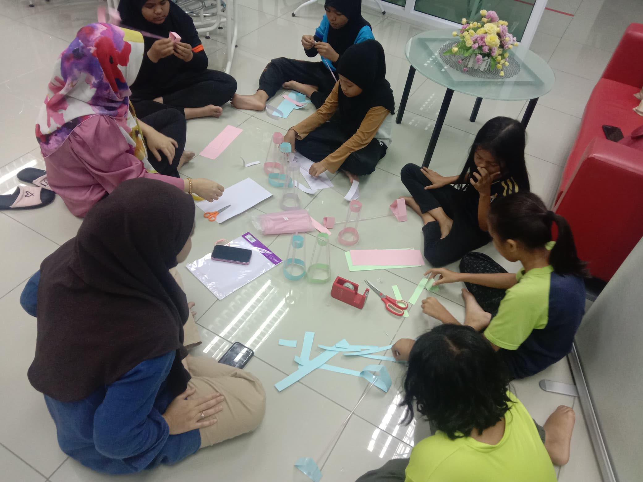 STRAW-AIRPLANE-3--11-OKT