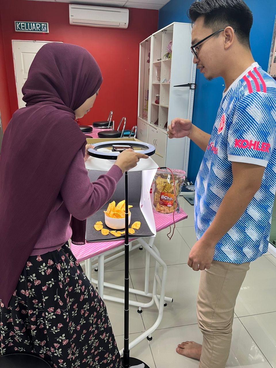 FOTOGRAFI-EDITING-GAMBAR-PRODUK-i