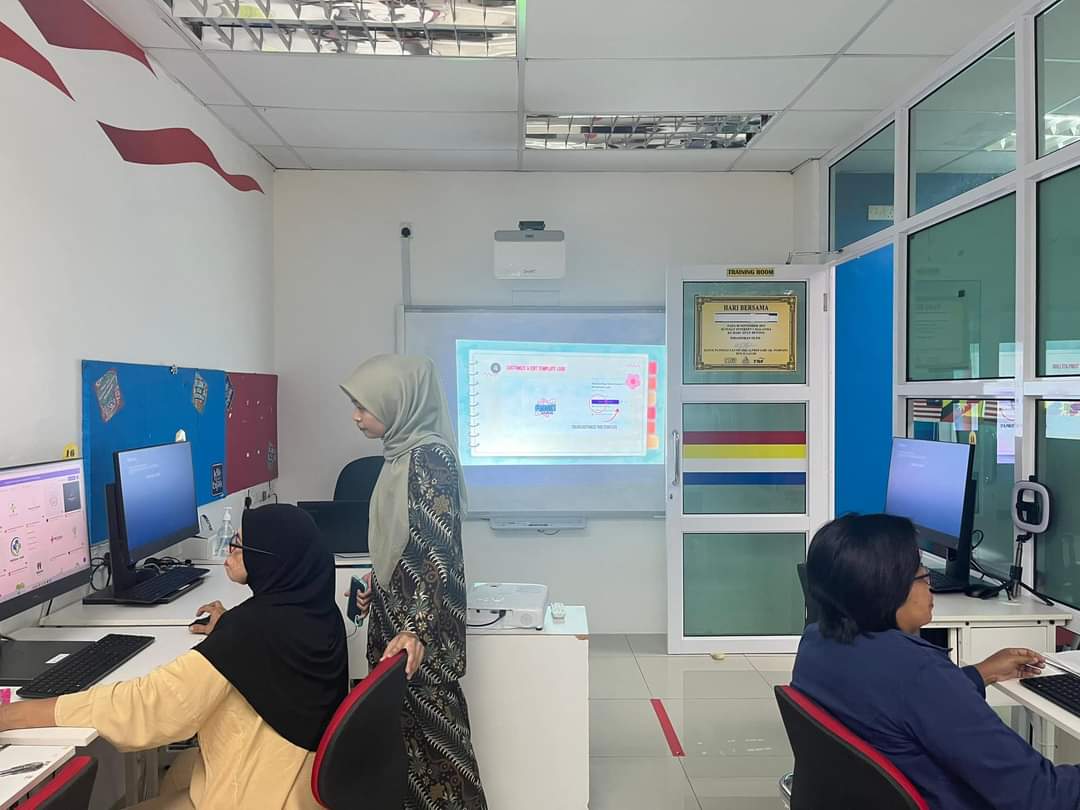 kelas-canva-i-20-dis